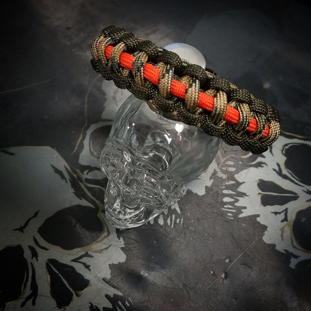 Paracord & Buckles Combo Kit - Zombie